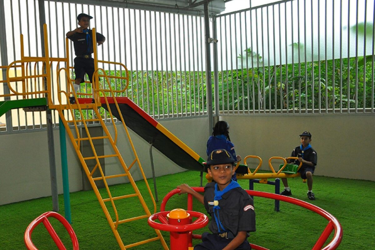 gemscbse-kids-play-area (1)