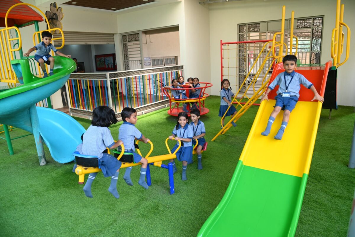gemscbse-kids-play-area (4)