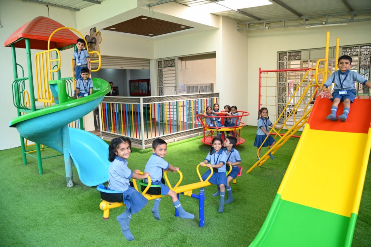 gemscbse-kids-play-area (6)